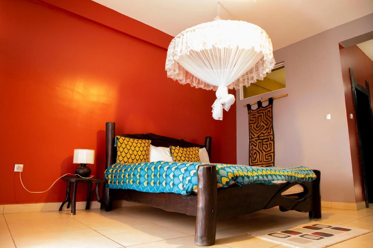 גיסני Hakuna Matata Lodge מראה חיצוני תמונה