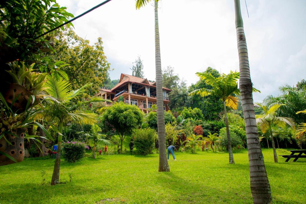 גיסני Hakuna Matata Lodge מראה חיצוני תמונה
