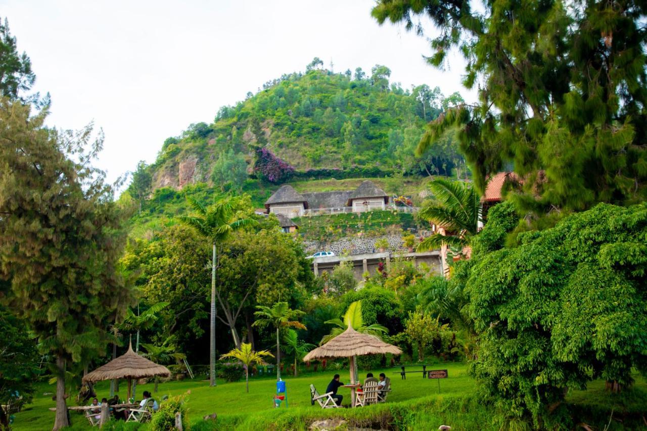 גיסני Hakuna Matata Lodge מראה חיצוני תמונה