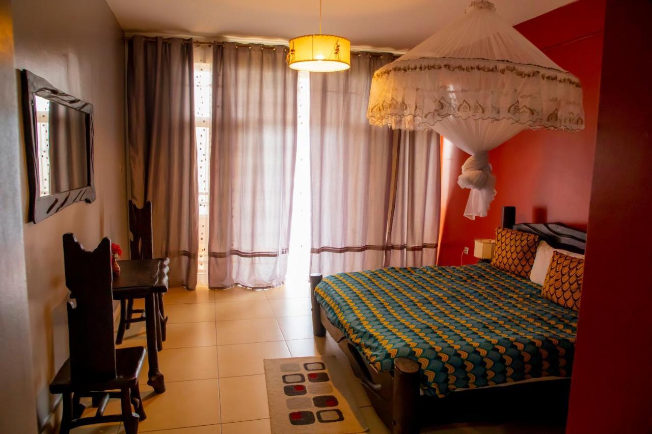 גיסני Hakuna Matata Lodge מראה חיצוני תמונה
