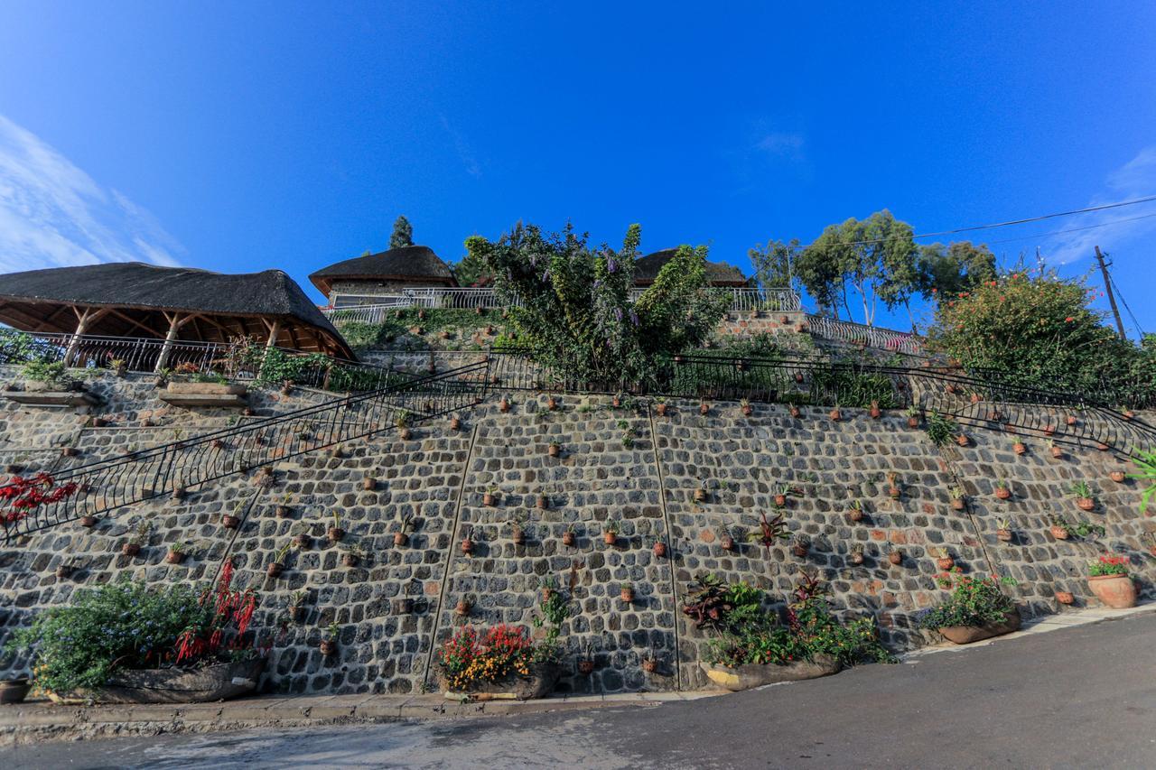 גיסני Hakuna Matata Lodge מראה חיצוני תמונה